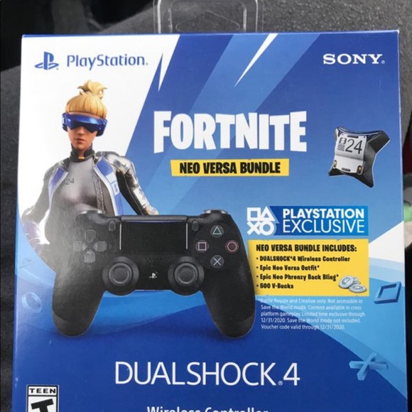 PS4 Controller + Fortnite codes - Picture 3 of 3